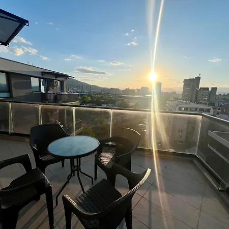Lush Central Penthouses - Eluxory Apts Skopje Exterior photo
