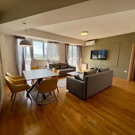 Lush Central Penthouses - Eluxory Apts Skopje Exterior photo