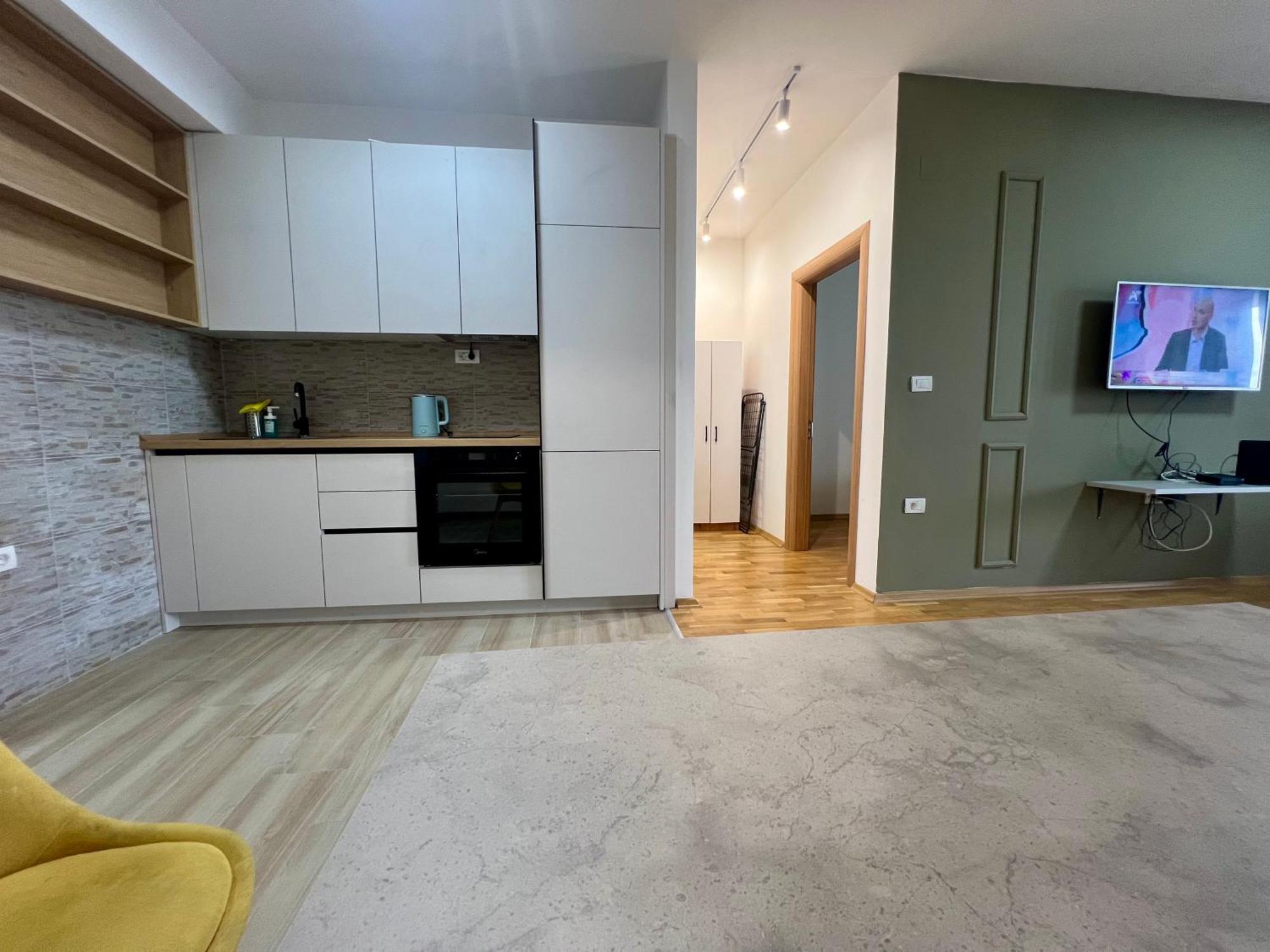 Lush Penthouses - Eluxory Apts Skopje
